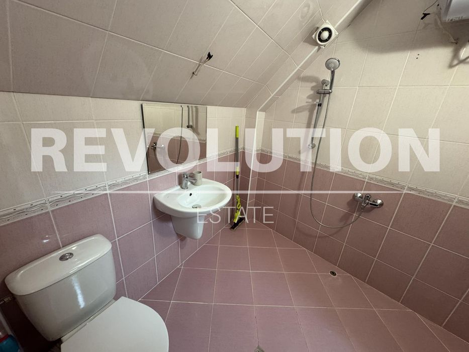 Дава се под наем Двустаен апартамент в Варна, Цветен квартал - 55 кв.м за 450 € - Снимка #4