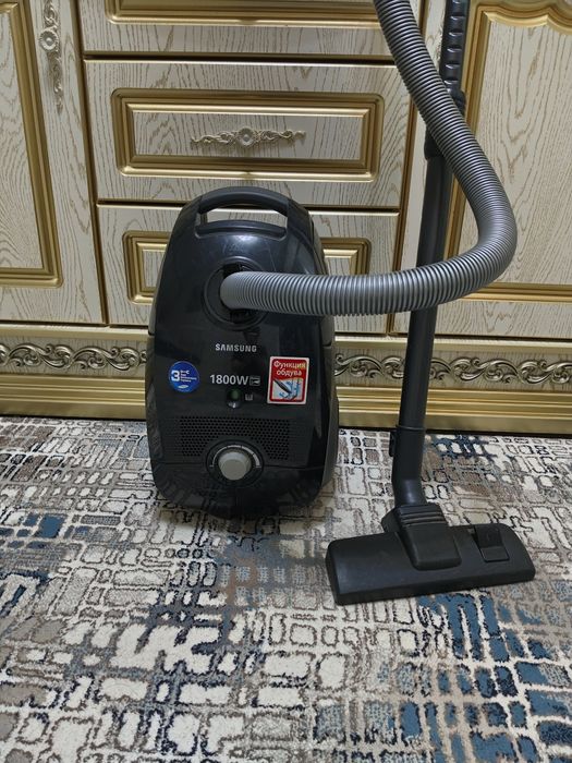 Продается пылесос Самсунг