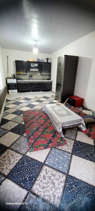 Dala hovli sotiladi (Chinoz tumanida)
