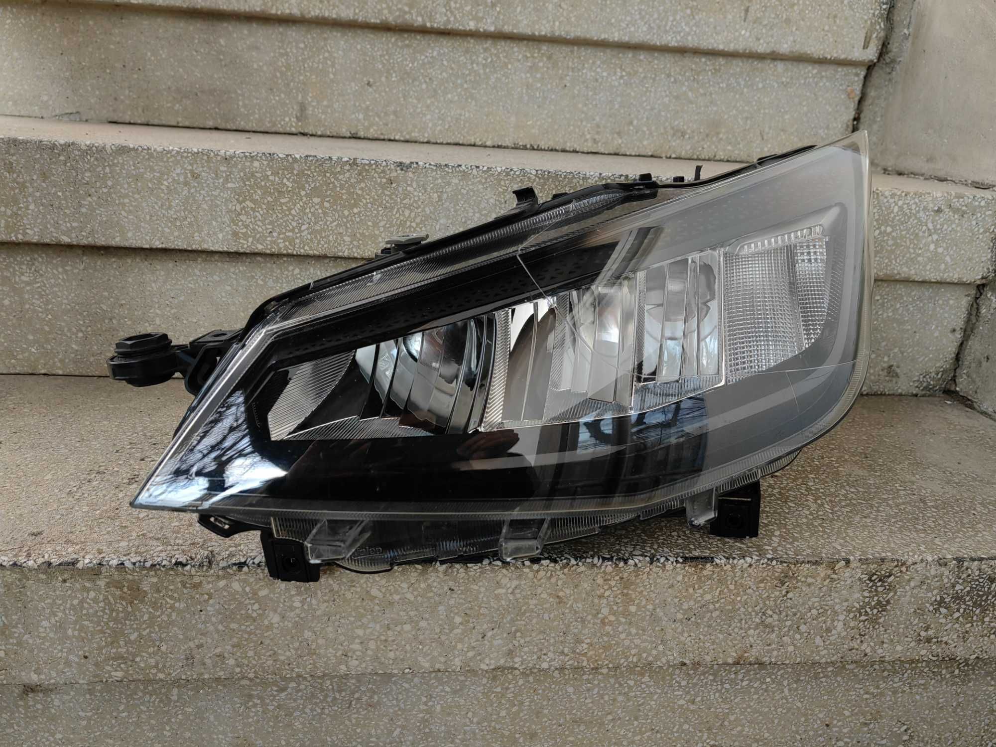 Фар Seat Ibiza LED ляв/Фар Сеат Ибиза Оригинален