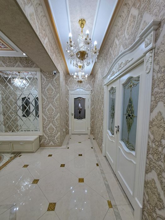 4 xonali lux kvartira sotiladi