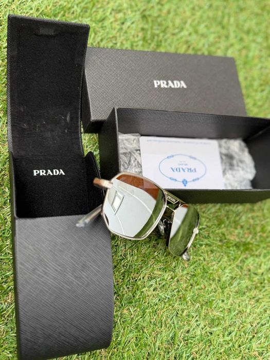 Ochelari de Soare Prada