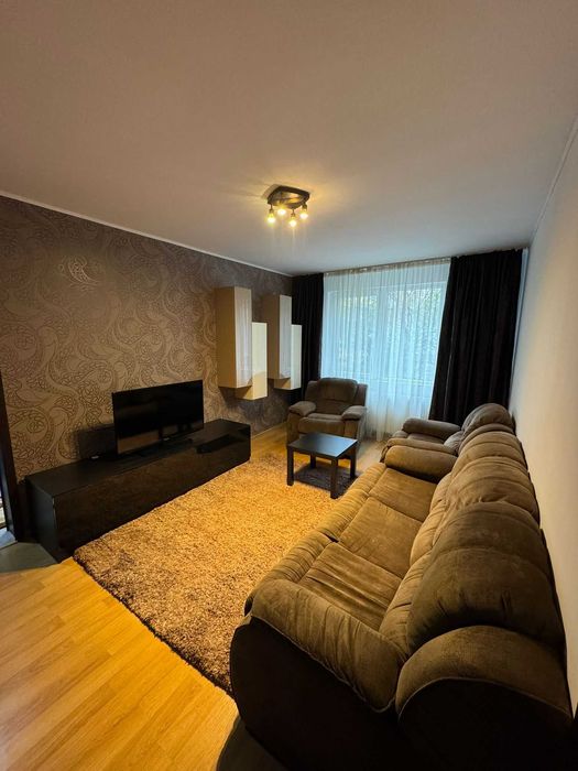 Apartament 3 camere, Lujerului