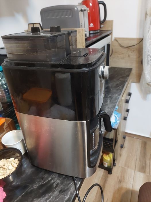 Cafetiera Philips Grind & Brew HD7762/00
