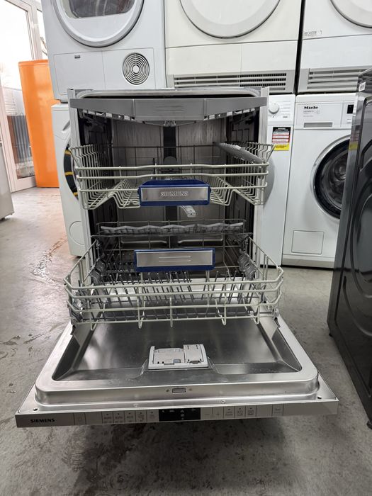Съдомиялна SIEMENS 60см