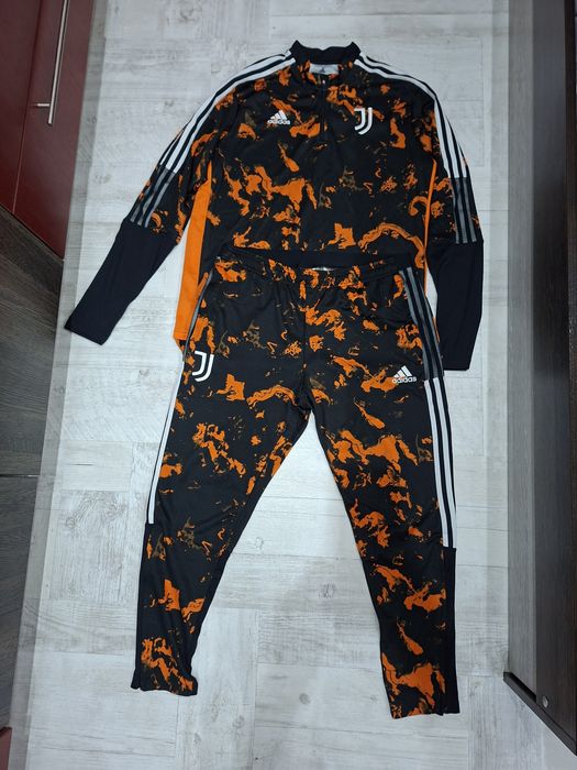 Анцунг Adidas, Juventus