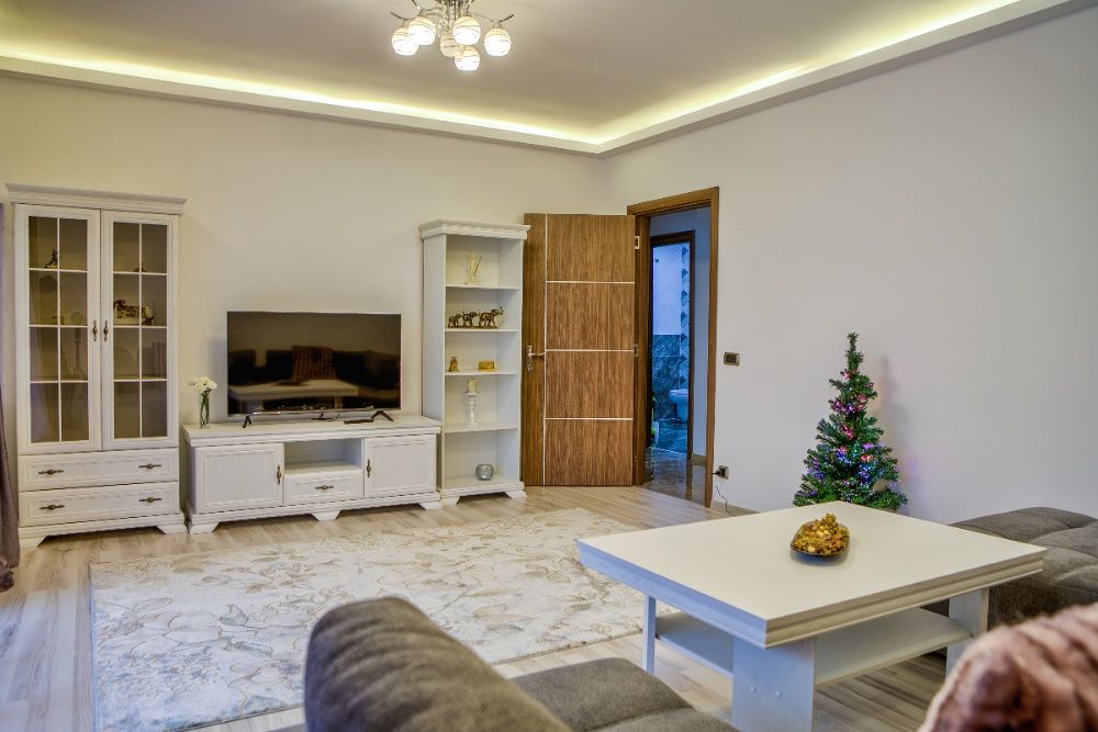 3 camere, 100 mp, Apartamentul tau de Lux in Brasov, in regim hotelier