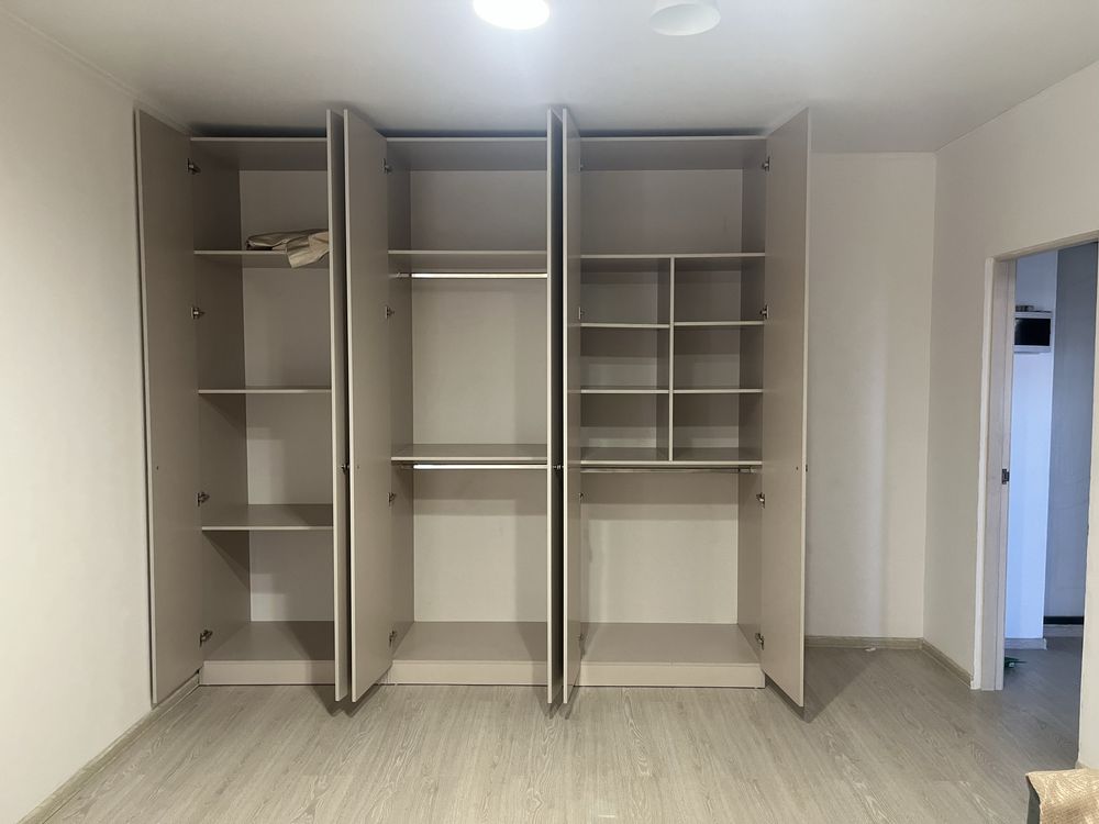 Продается новый шкаф