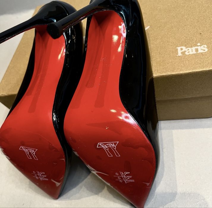 Louboutin дамски токчета.