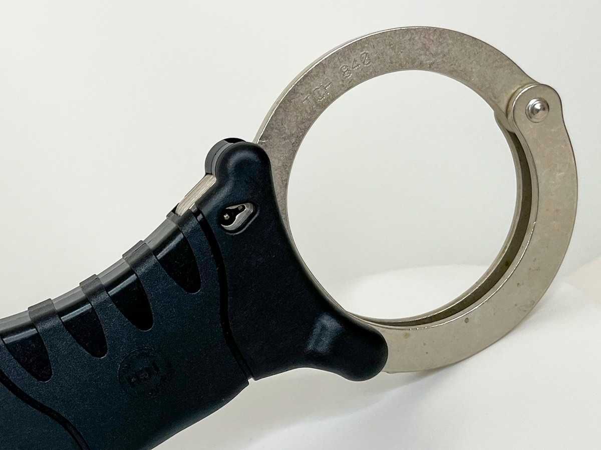 Нови реални белезници  TCH Model 840 (Оригинални) никел