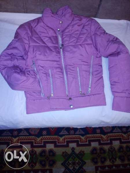Продавам зимно яке
