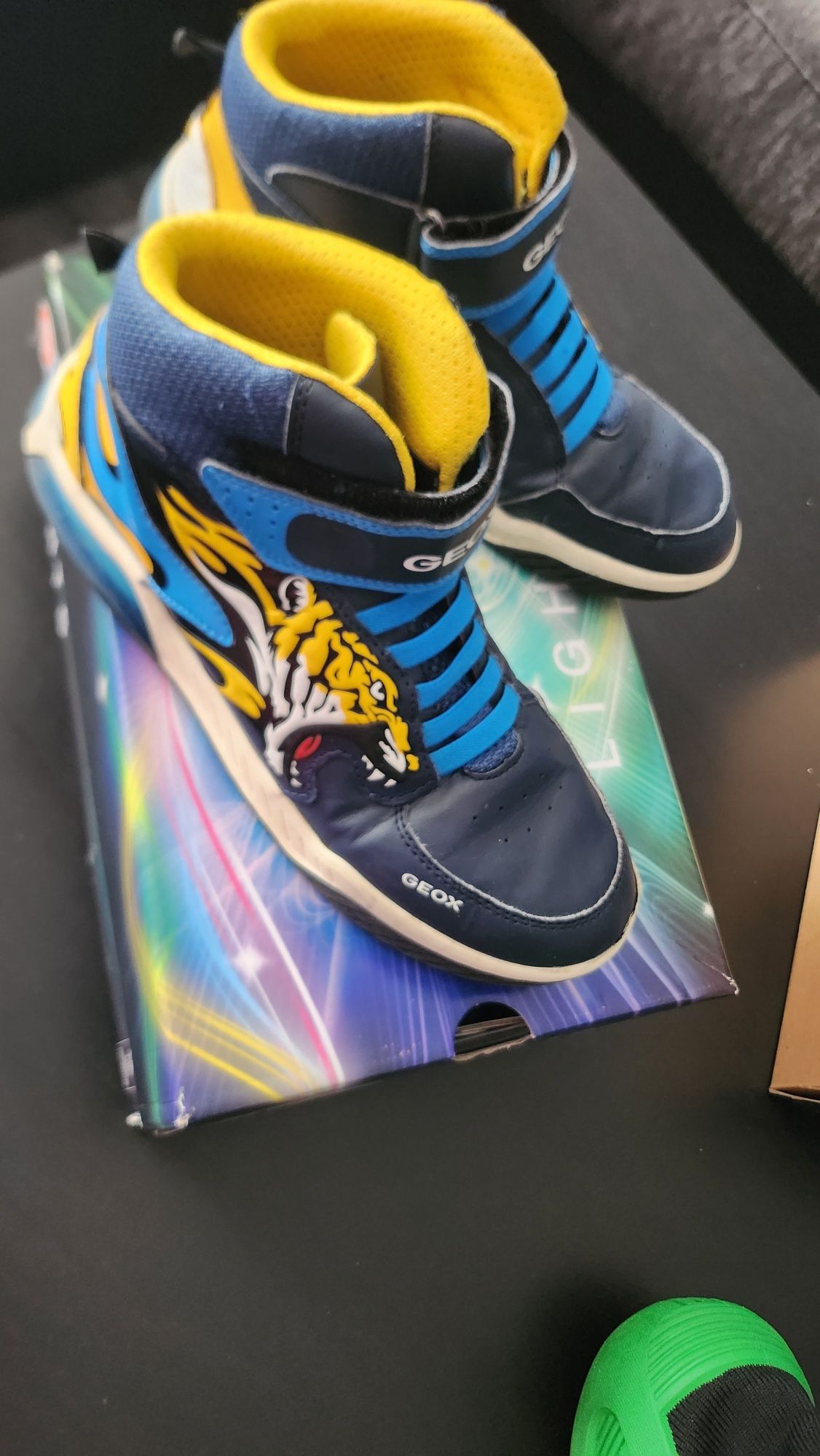 Geox, Adidas Terrex boa и камуфлажни боти 38 номер