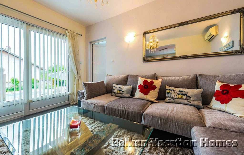 Продава се Къща в к.к. Албена - 185 кв.м за 1346 €/кв.м - Снимка #2