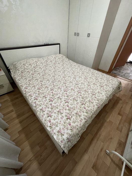 Кровать цельная размер 160 на 200