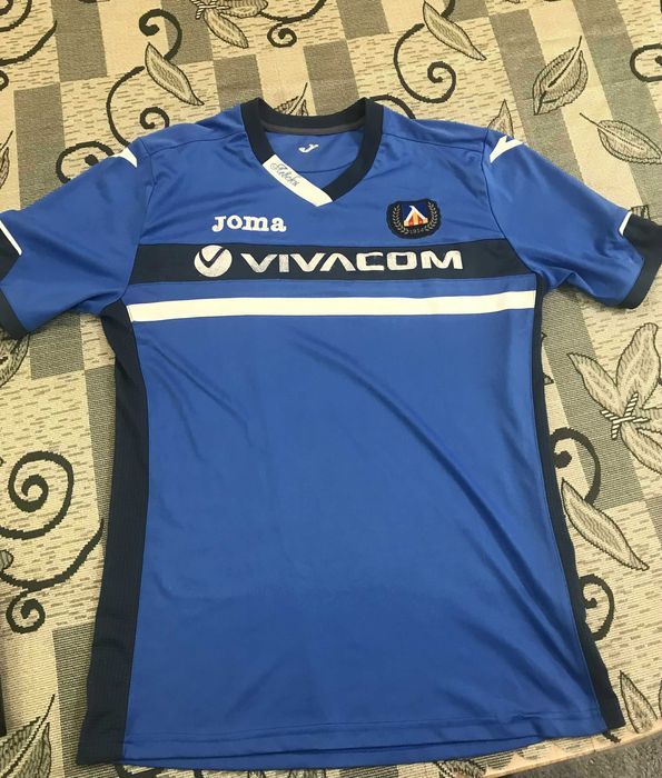 Тениска на Левски София от сезон 2015-2016г. (употребявана)