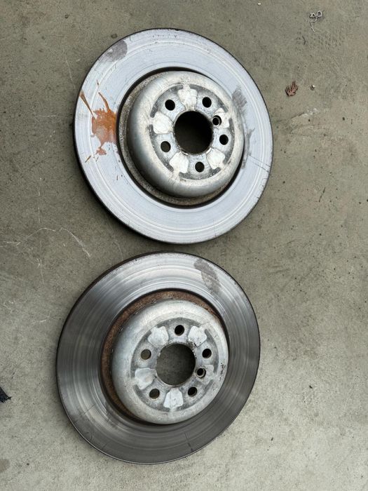 Комплект задни апарати и дискове сини М спорт BMW G30 G11 G05 G06 G01