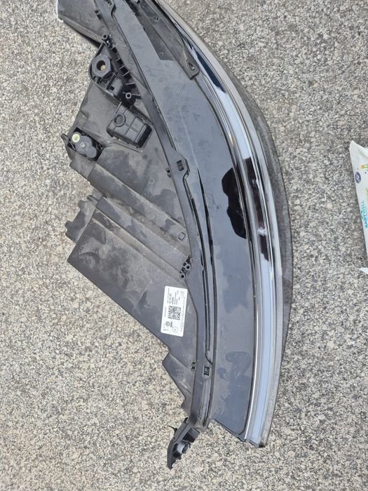 Ляв фар Фолксваген Пасат Б9 VW Passat B9 Led Full фарове