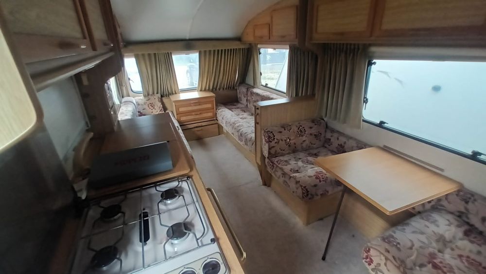 Caravană Elddis 2000