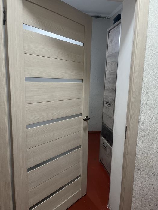 Продам дверь межкомнатную