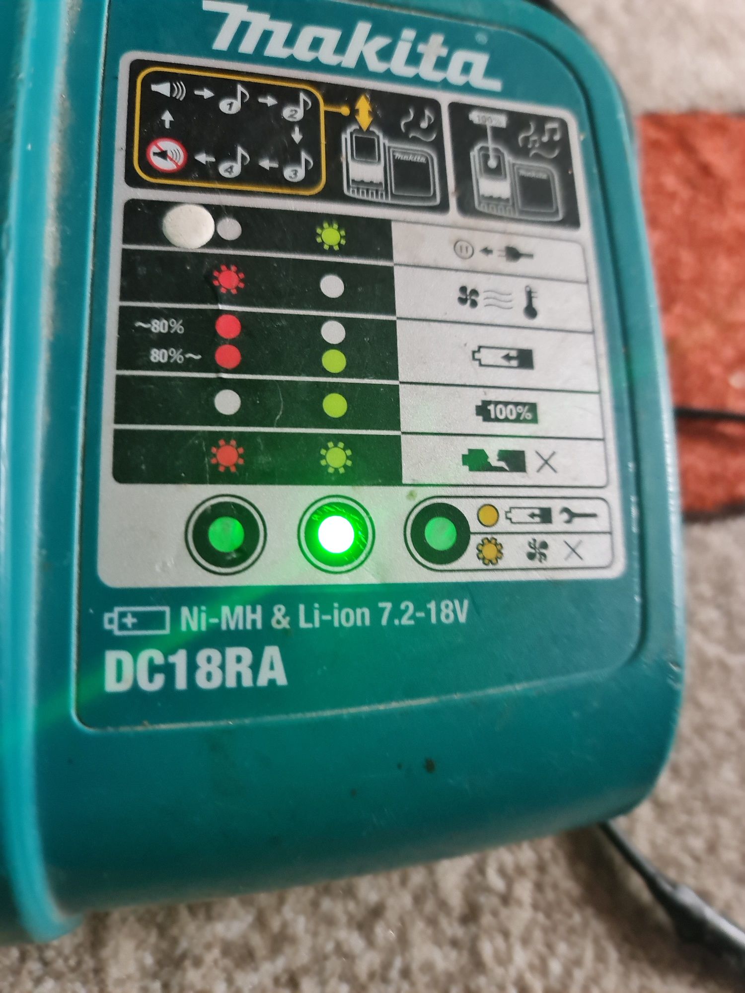 Încarcator pt piese dc18rat makita 14-18v - dc10wa , dcb115 dewalt 18v
