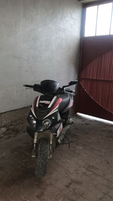 Vand scuter piaggio nrg power