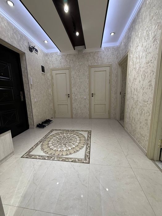 Ж. К Минор. 2/5/7. Малика.