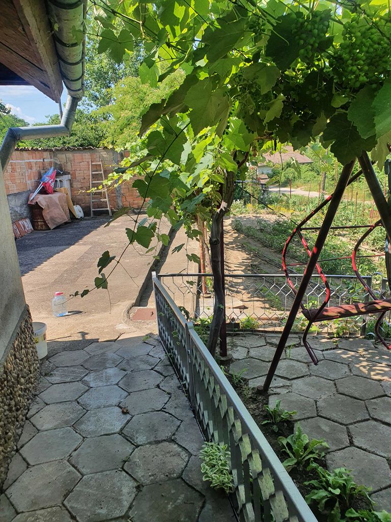 Продава се Къща в Силистра, в.з. Юг - 860 кв.м за 38 €/кв.м - Снимка #11