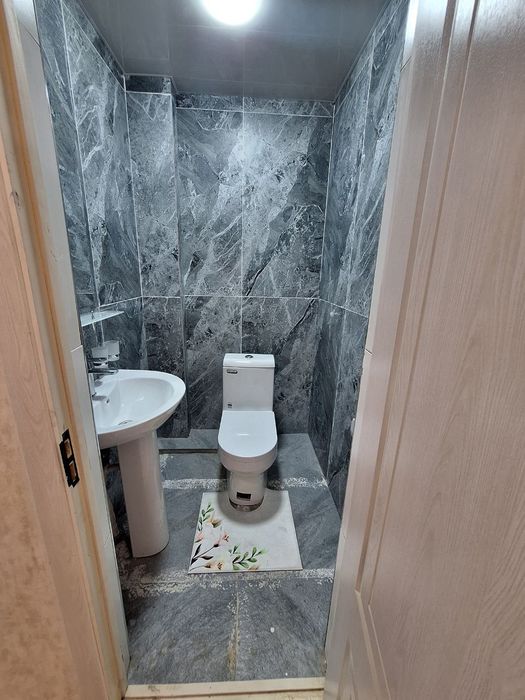 Fargona shaxar oybek radomdi yonida kunli kvartira bor bezzaks quyamiz