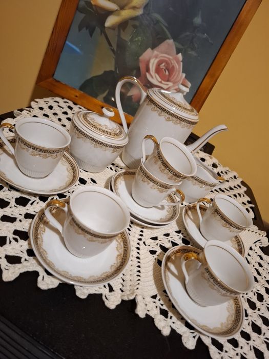Сервиз за кафе порцеланов