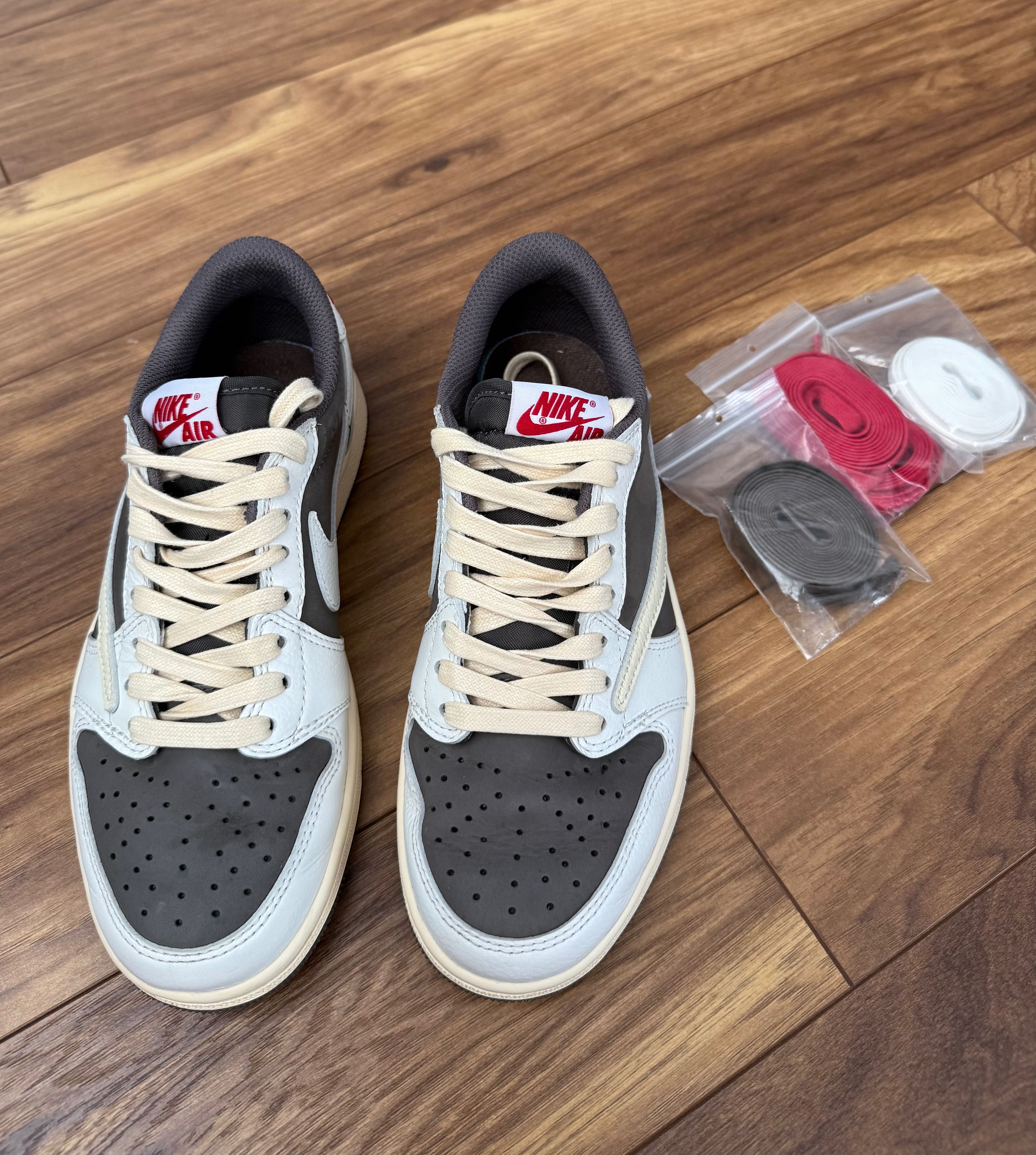 готини маратонки Nike Air Jordan 1 Low Travis Scott унисекс