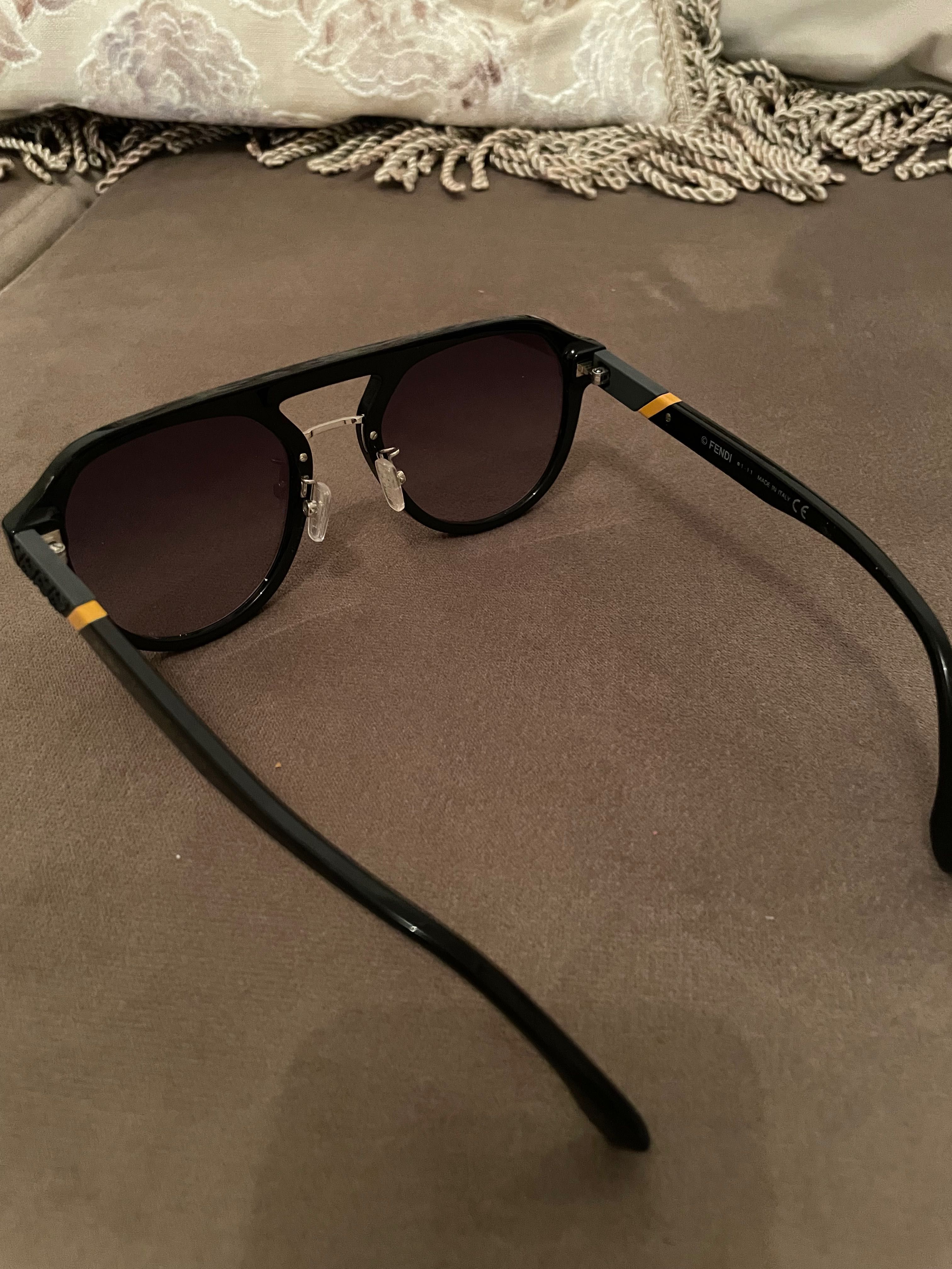 Ochelari soare Fendi