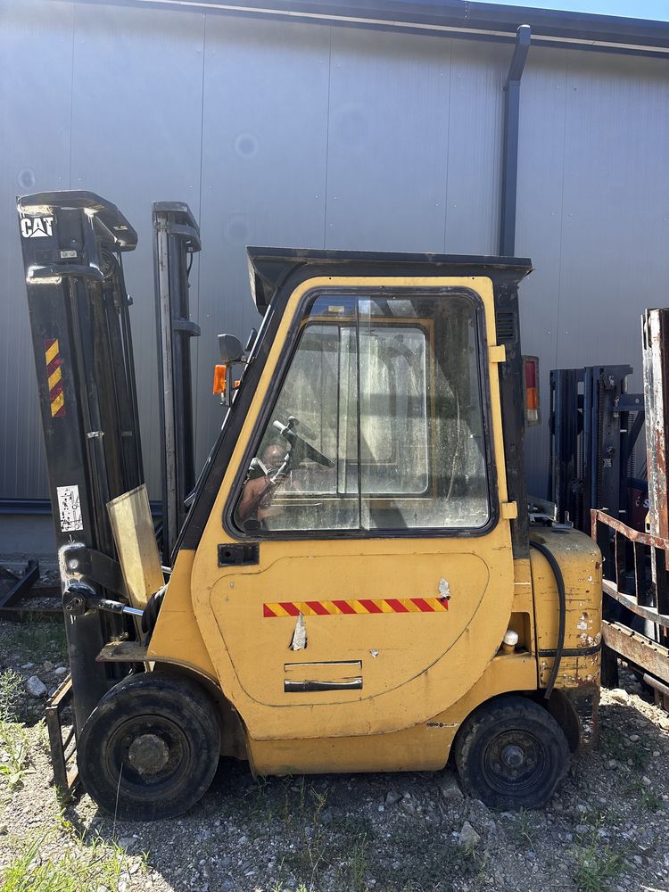 Usi stivuitor caterpillar GP 15 ,GP 18,GP 20