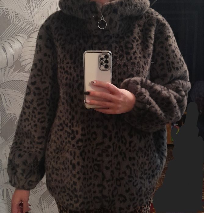 Продам шубу искусственную