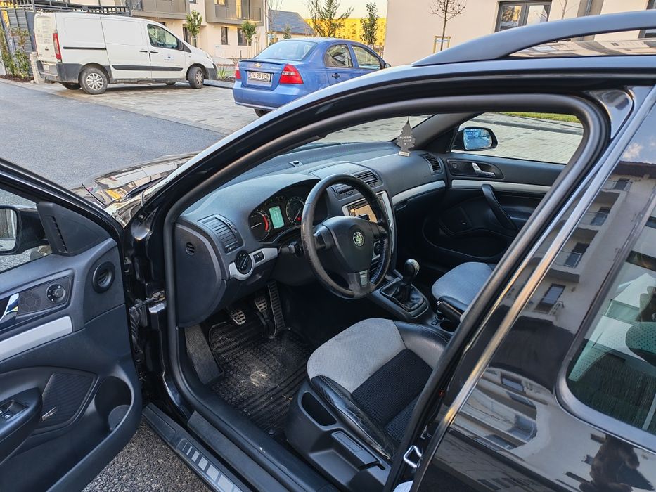 Vând Skoda Octavia VRS