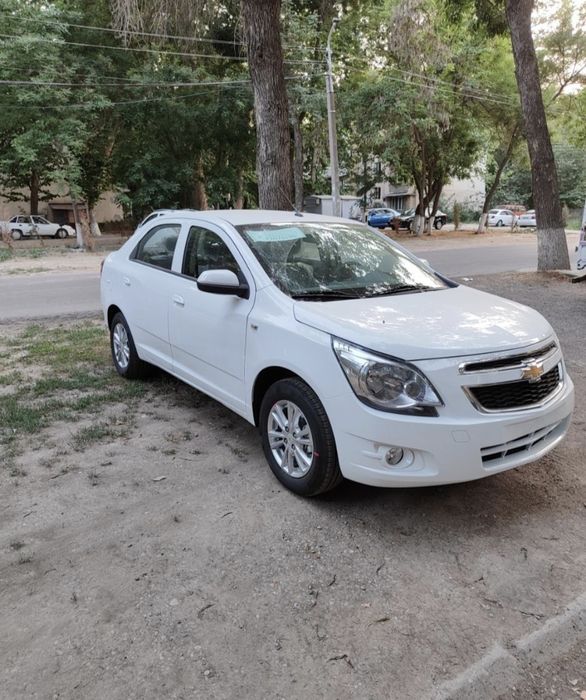 Cobalt Stayle  masla oq Yangi 25 yil Avtomat