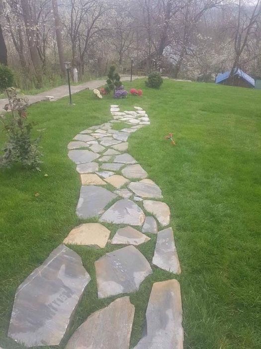 Aleei japoneze piatra naturala oriunde in tara