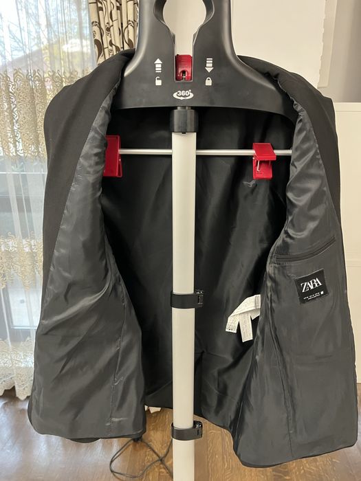 Sacou Zara barbati negru masura 50