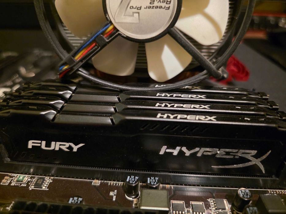 32 GB DDR3 Kingston HyperX Fury 1600 Mhz