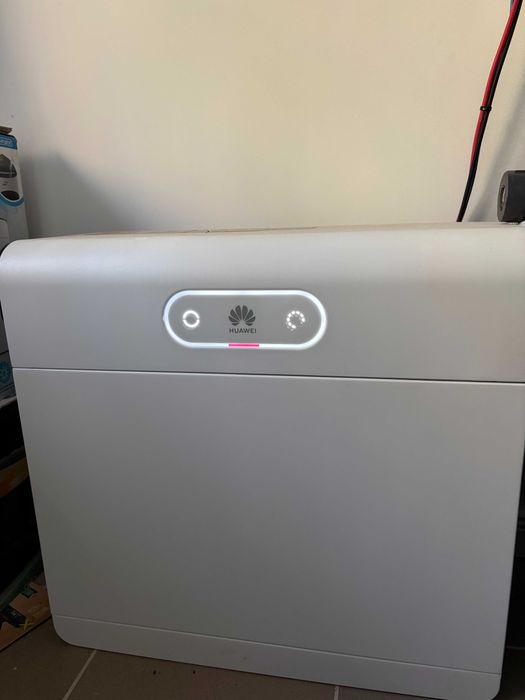 Sistem Huawei 6.9kWh - Invertor 6KW + Baterie LiFePO4 - Garanție