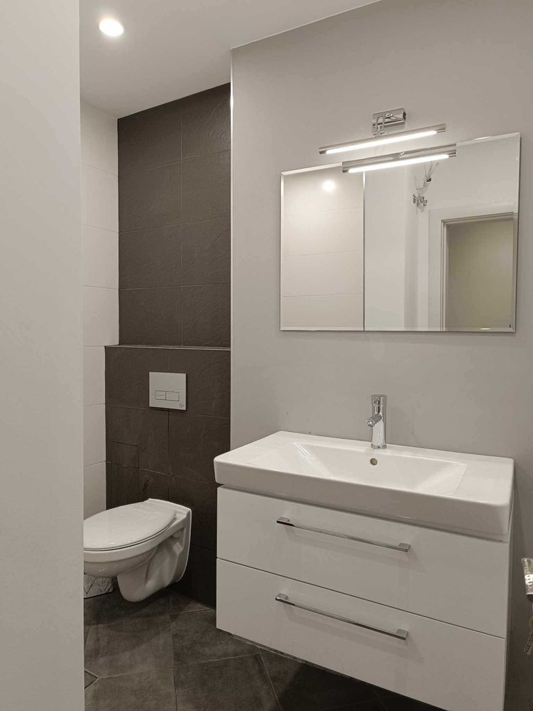 Продава се Двустаен апартамент в Велико Търново, Картала - 50 кв.м за 1958 €/кв.м - Снимка #1