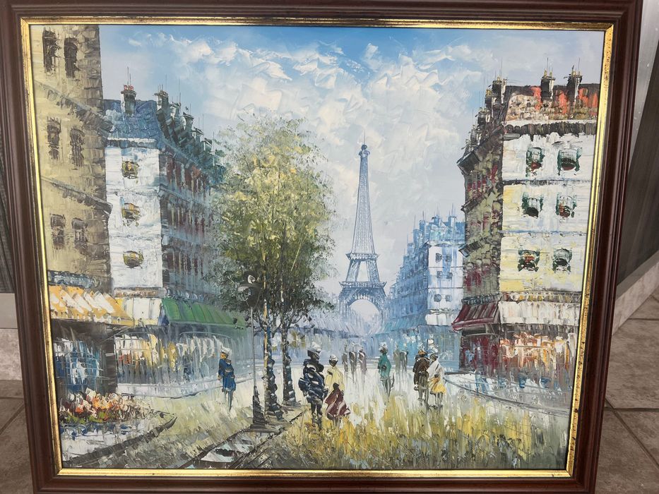 Продавам картина площад