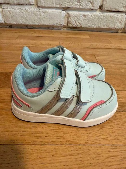 Adidas маратонки, почти нови - 23 номер