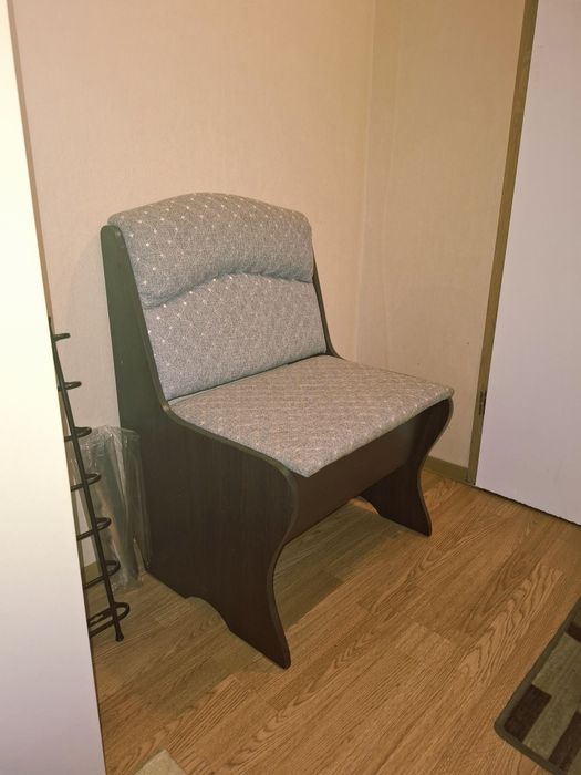 Диваны, уголок продам