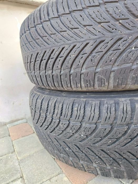 2 x Nokian seazonprof 225 65 17