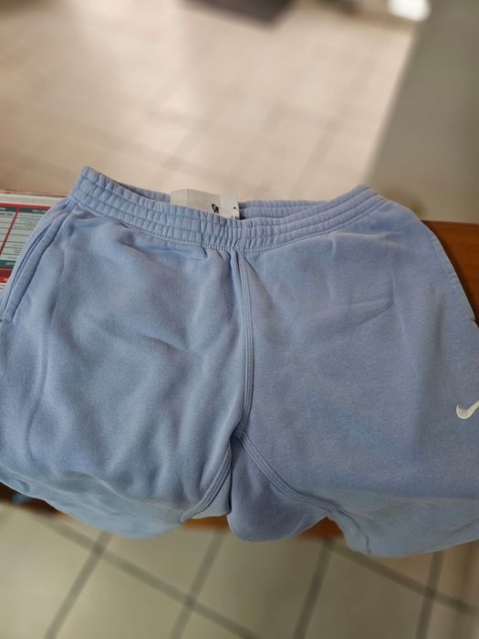 Vind Pantaloni Nike XL