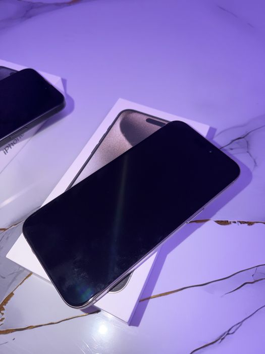 Iphone 15 Pro Max 256GB IMPECABILE Natural Titanium si Black Titanium