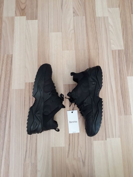 Pantofi Bershka bărbați