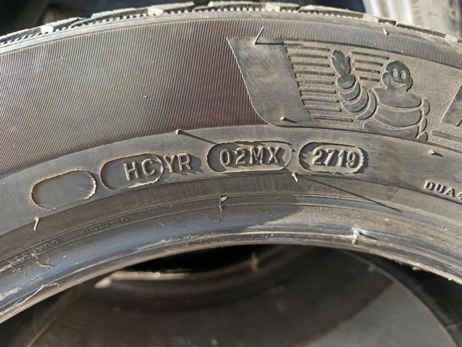 225/55/18 4броя Michelin Pilot Alpin.Гумите са в добро състояние,без к