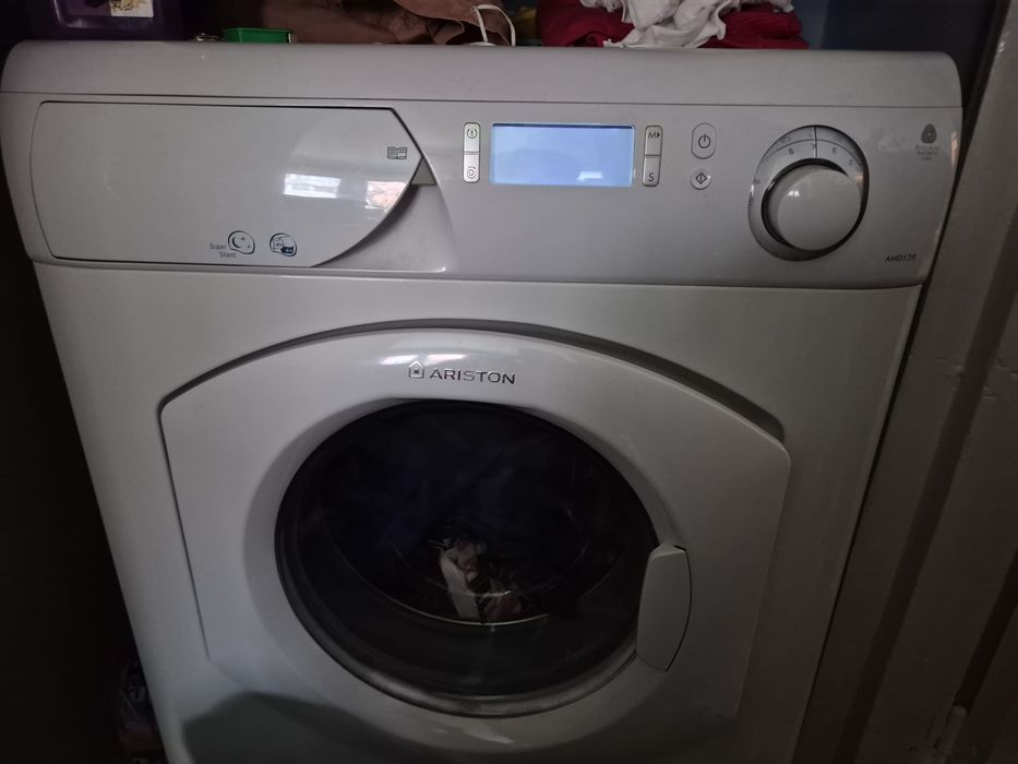 Masina de spalat rufe Ariston AMD129 pentru piece