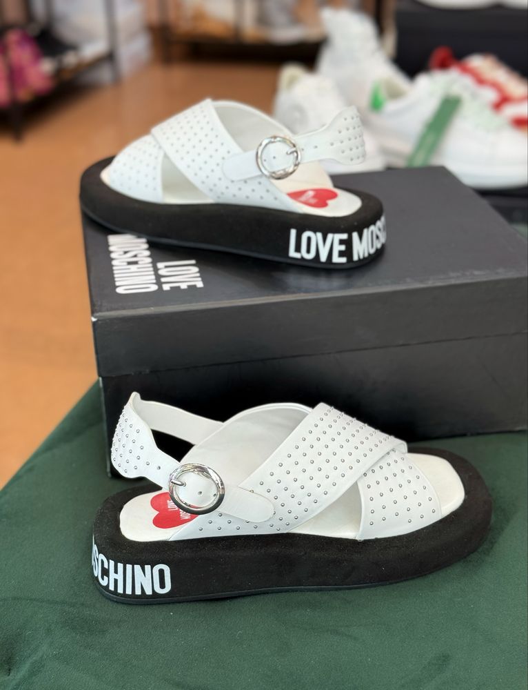 Дамски сандали Love Moschino JA16143